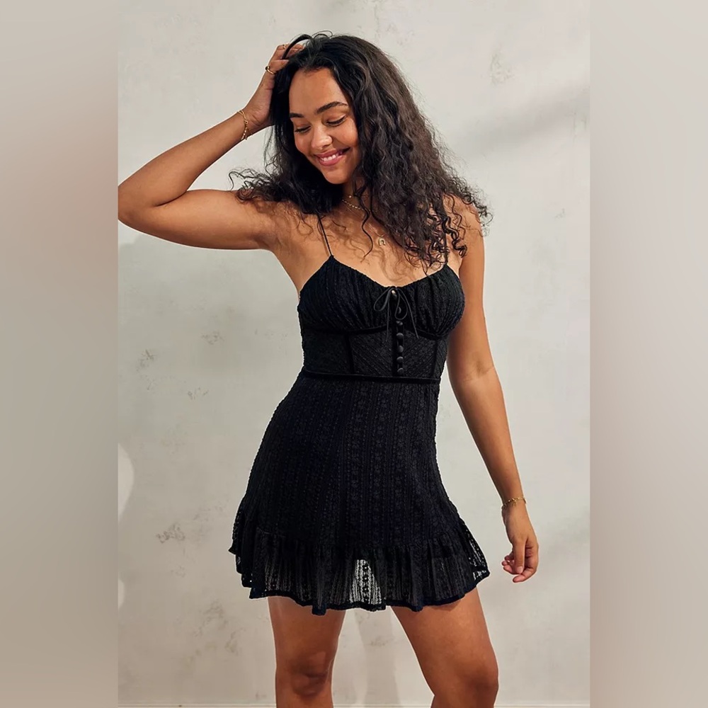 Urban Outfitter UO Silvana Black Lace Mini Babydoll Corset Slip Dress